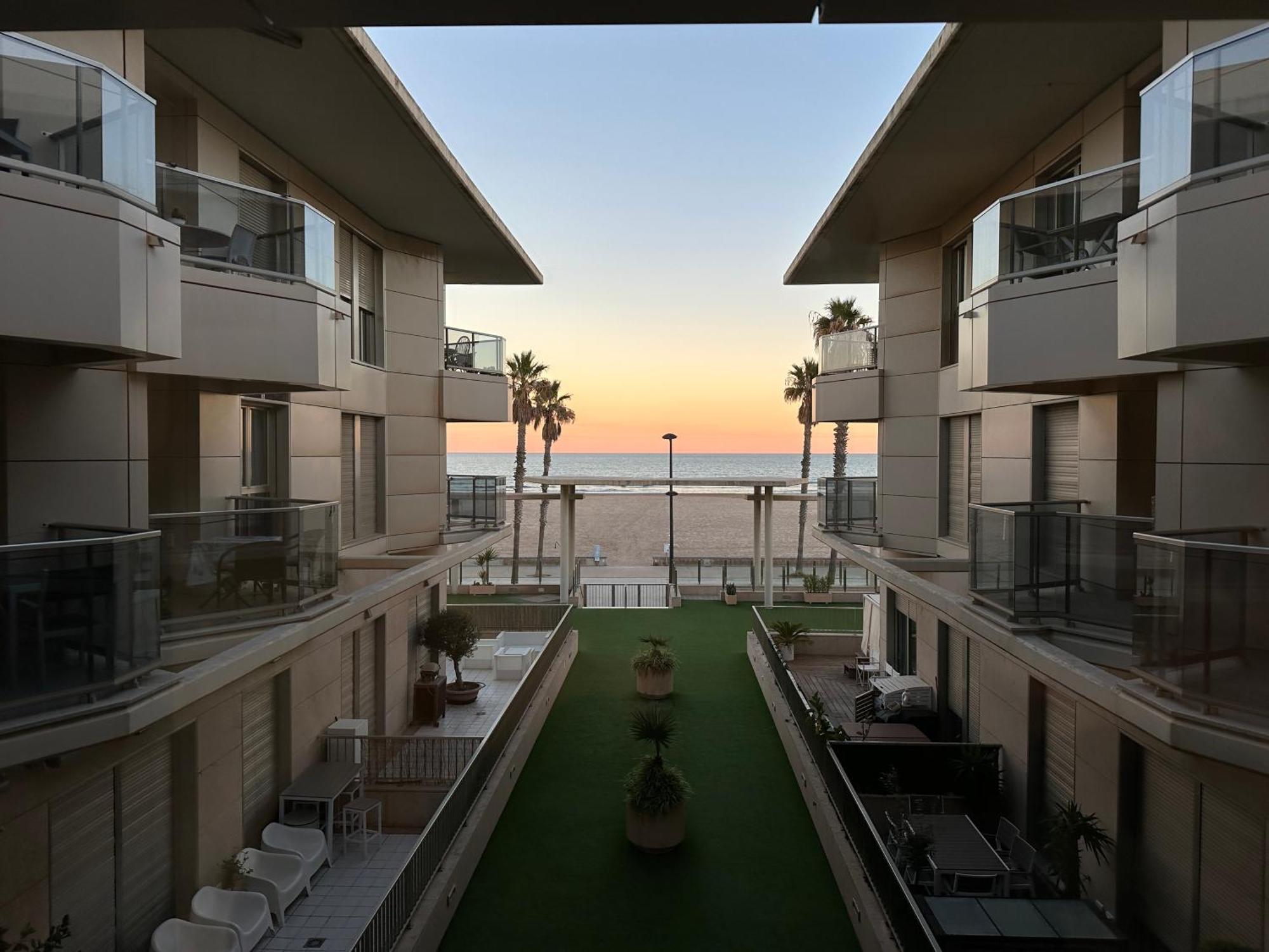 Reinapart Patacona Beach 40 Valencia Buitenkant foto